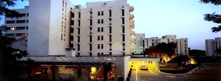 Clarion Collection-Qutab - New Delhi 01.jpg